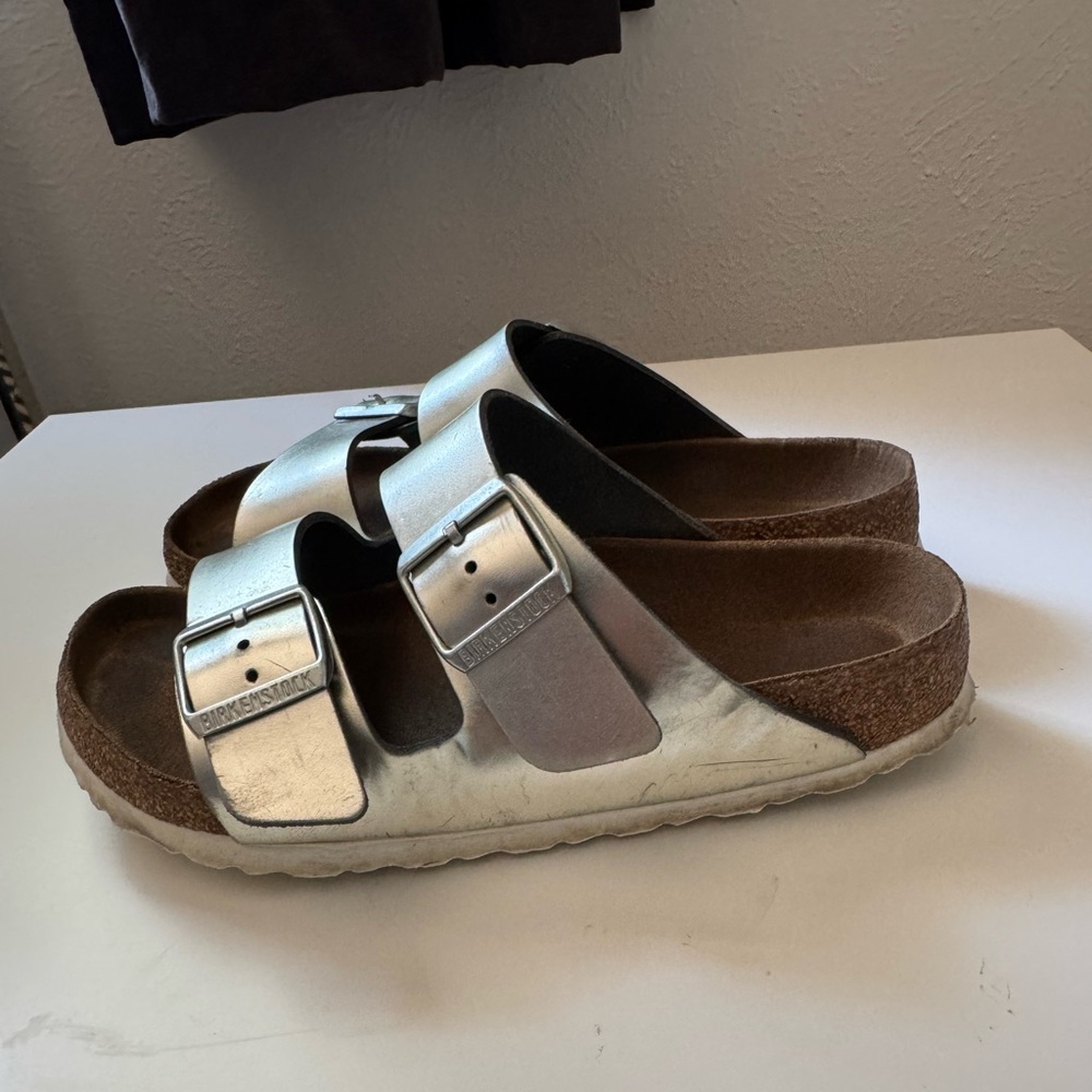 Silver Metallic Birkenstocks Women’s 7